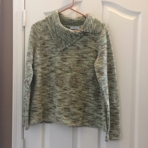 JH Collectibles Sweaters - FINAL MARKDOWN Ladies’ JH Collectibles Toasty Sweater (L)